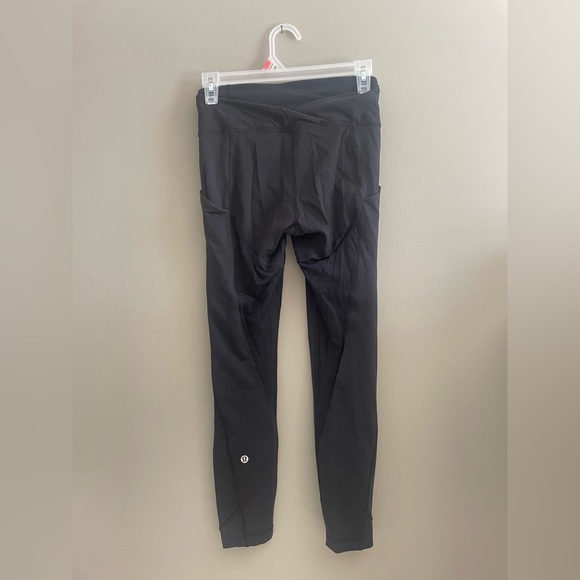 Cropped lulu leggings size 4 - Picture 2 of 2